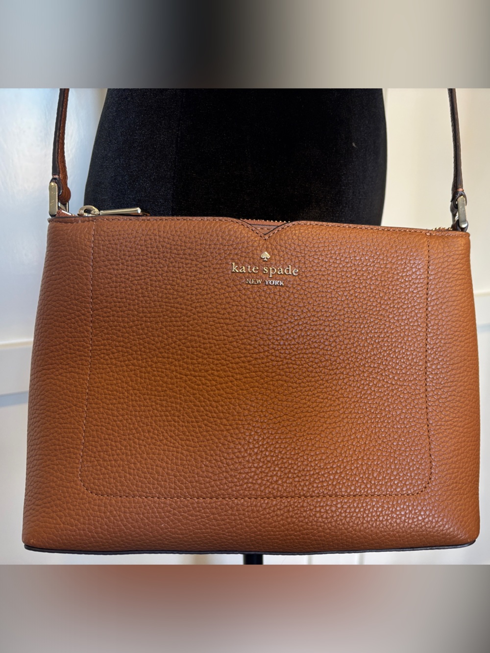 kate spade Pebbled Leather Crossbody Purse in Warm Gingerbread